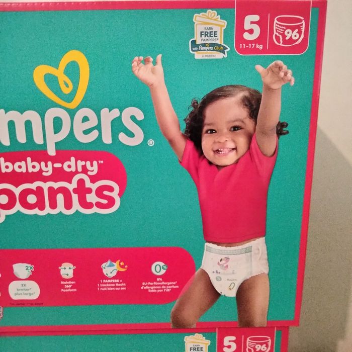2 cartons de couches Pampers taille 5(192 couches) - photo numéro 2