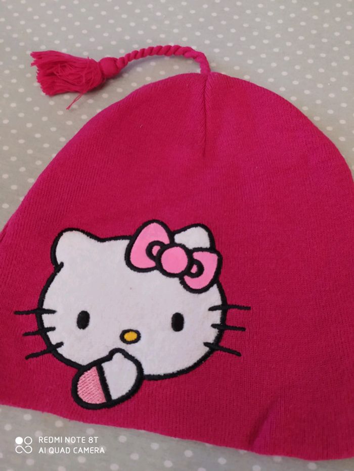 Joli bonnet Hello Kitty 3/6ans