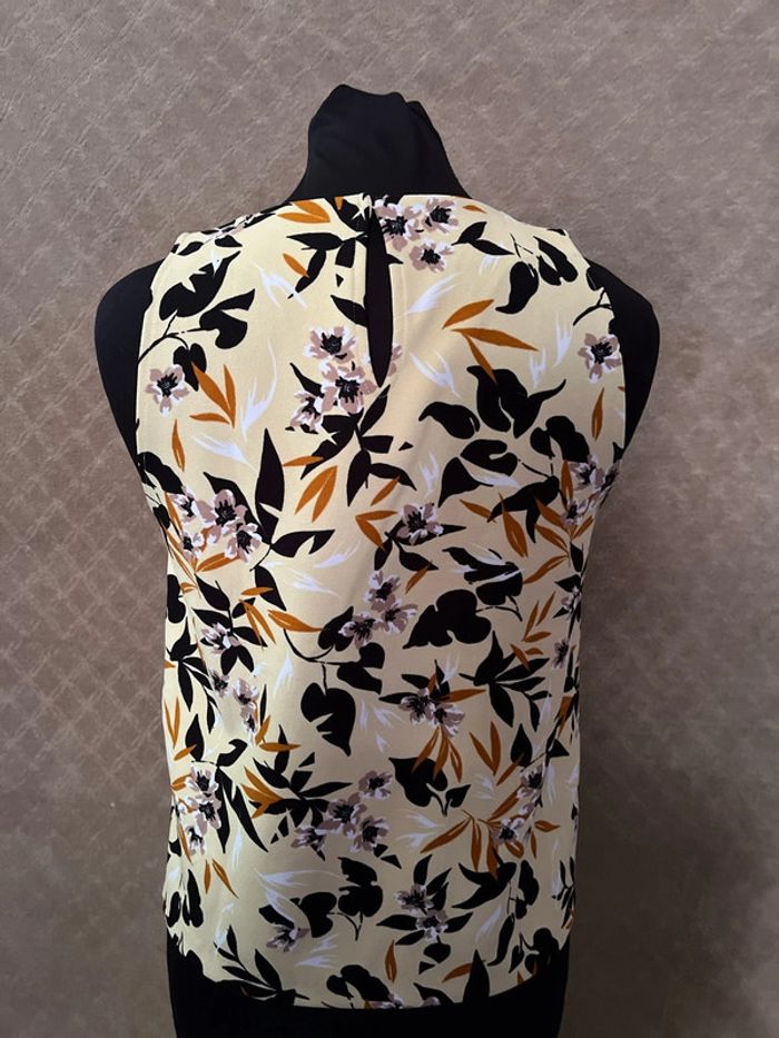 Débardeur jaune - photo numéro 4