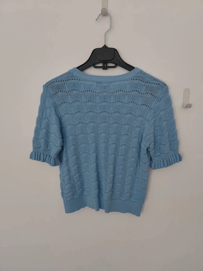 Top bleu pastel broderie manches courtes in april 1986 - photo numéro 4