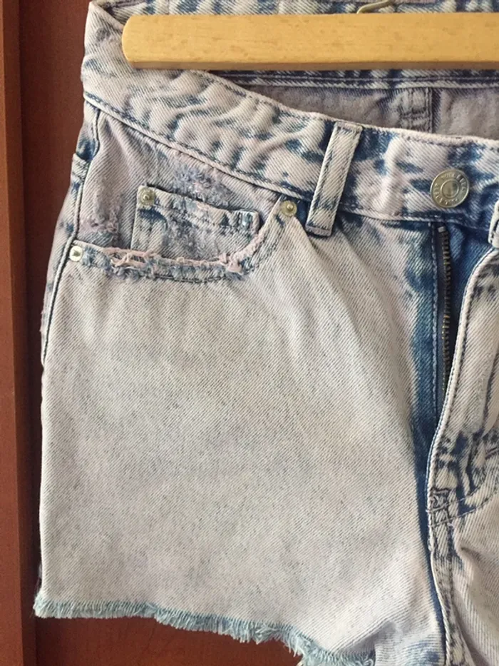 Short en jean Pull&Bear en taille 32 - photo numéro 2