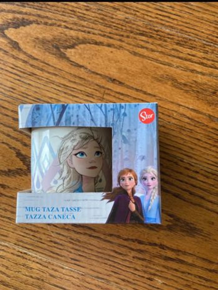 Tasse la reine des neiges neuves