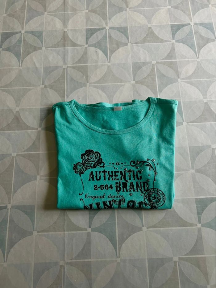 T shirt fille - 12 ans - en très bon état - photo numéro 3