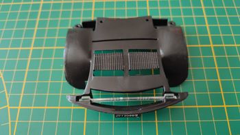 Châssis plastique avant pièce détachée miniature Tonka Polistil Lamborghini Miura 1/18 1/18e 1/18ème