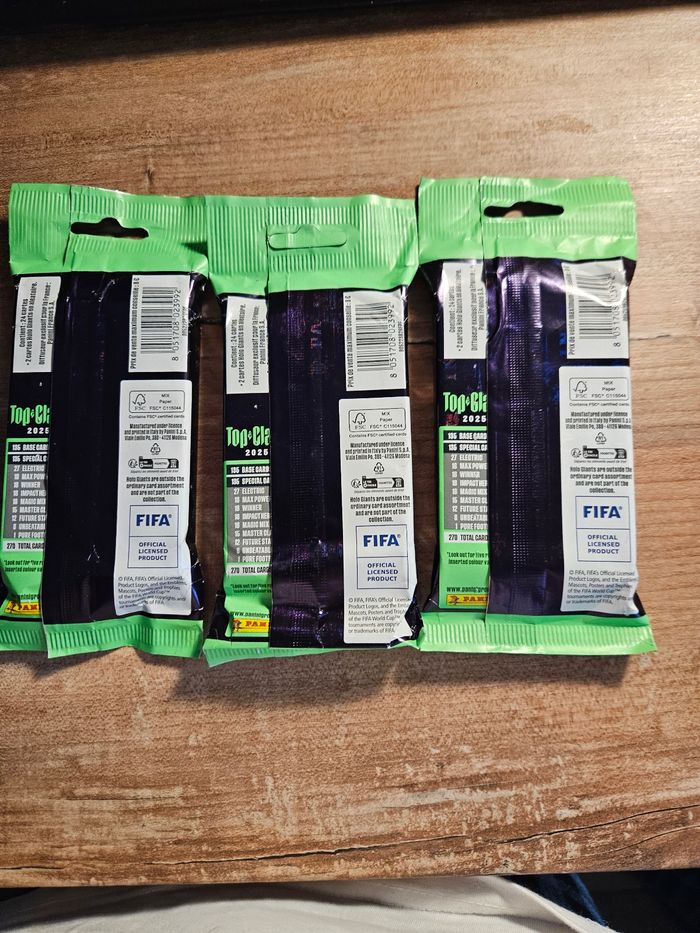 Lot 3 pochettes Panini Top Class 2025 – Pure Football - photo numéro 6