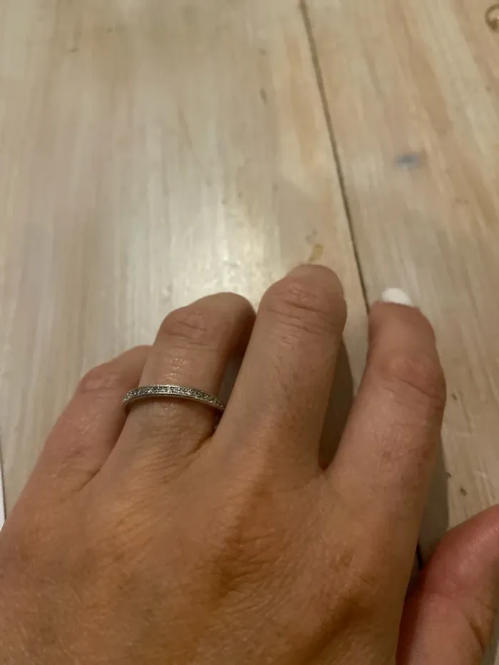 Alliance millegrains argent zircons - Taille 54 - photo numéro 5