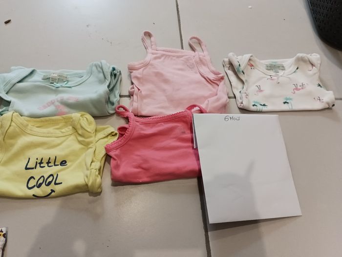 Lot de body taille 6 mois été fille - photo numéro 2