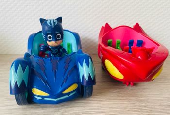 2 véhicules pyjamasque avec figurine yoyo