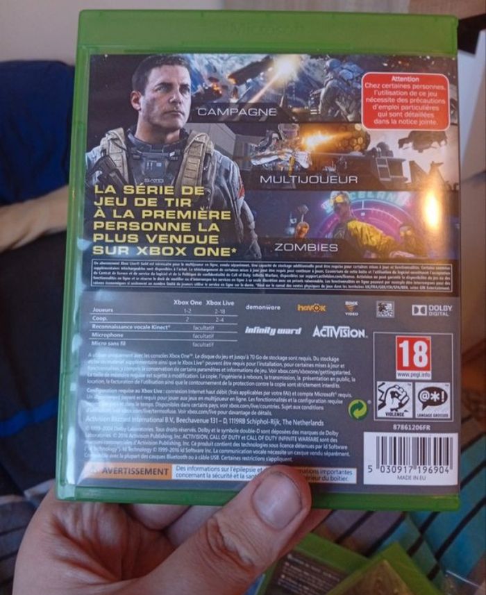 Xbox one s 512go - photo numéro 8