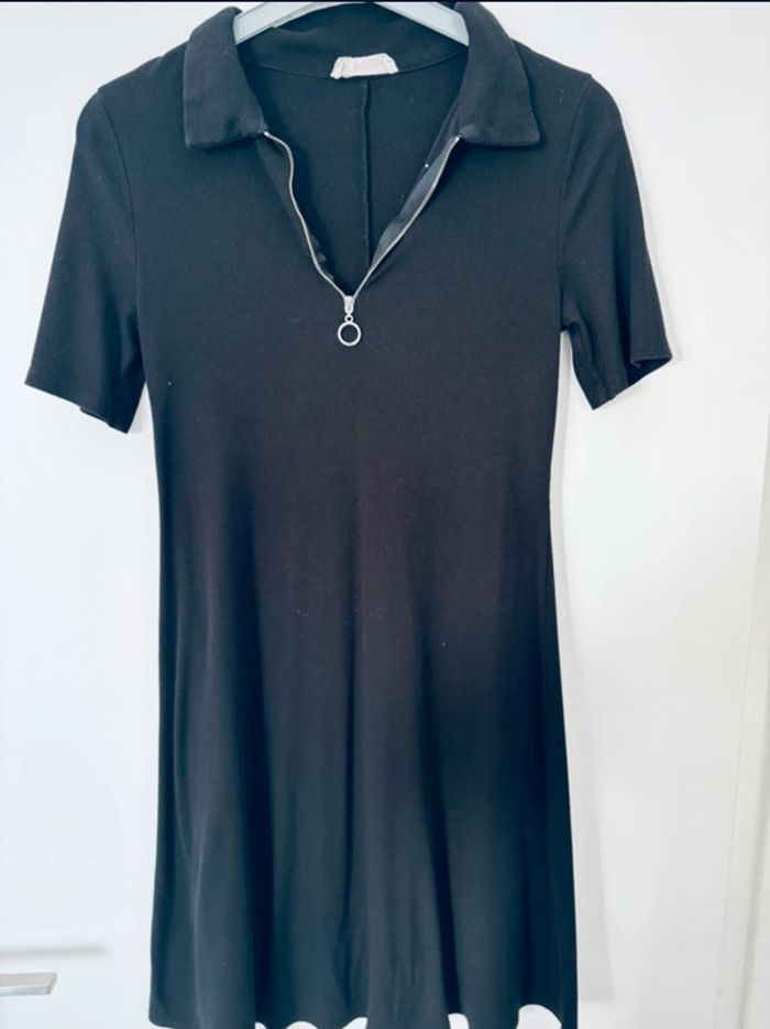 Robe polo côtelée noire Primark zippée - T. 42