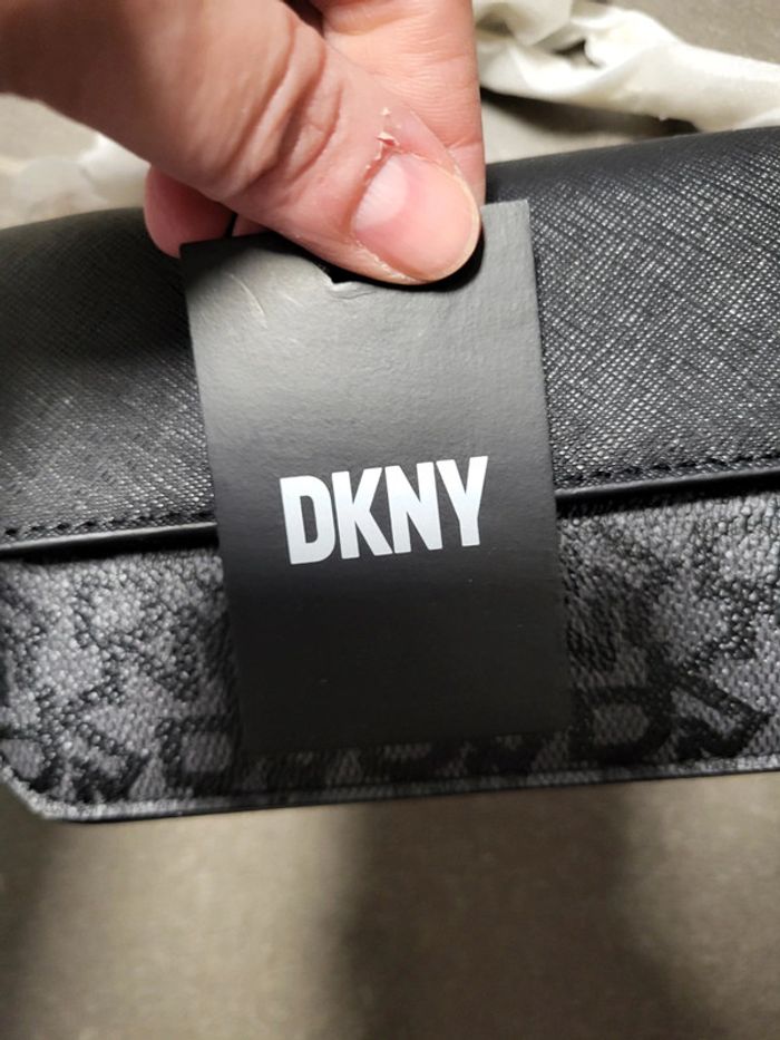 Petit sac DKNY - photo numéro 2