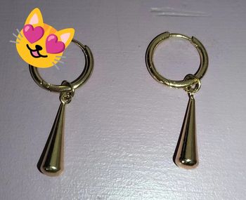 Boucles d'oreilles doré pendantes