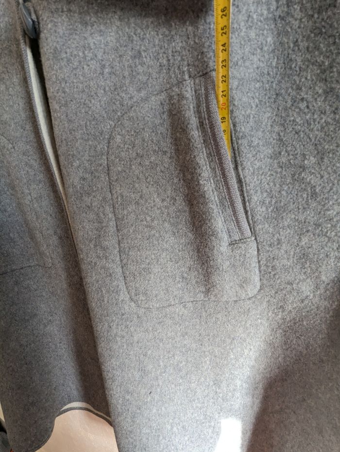 Cape en laine feutrée grise Roca Paris  – Made in France - photo numéro 5