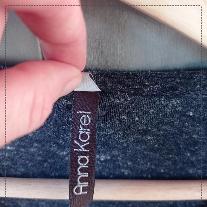Haut bleu manches longues col rond + boutons taille S Anna Karel bon état - photo numéro 5
