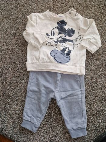 Ensemble jogging Mickey