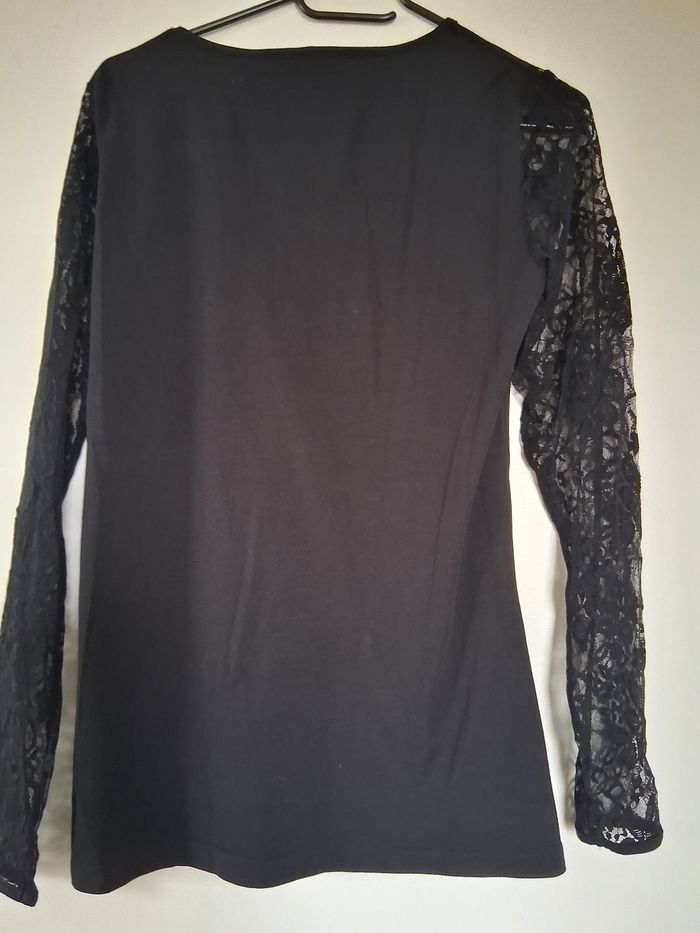 Sweat shirt dentelle noir " t-38-40" - photo numéro 2