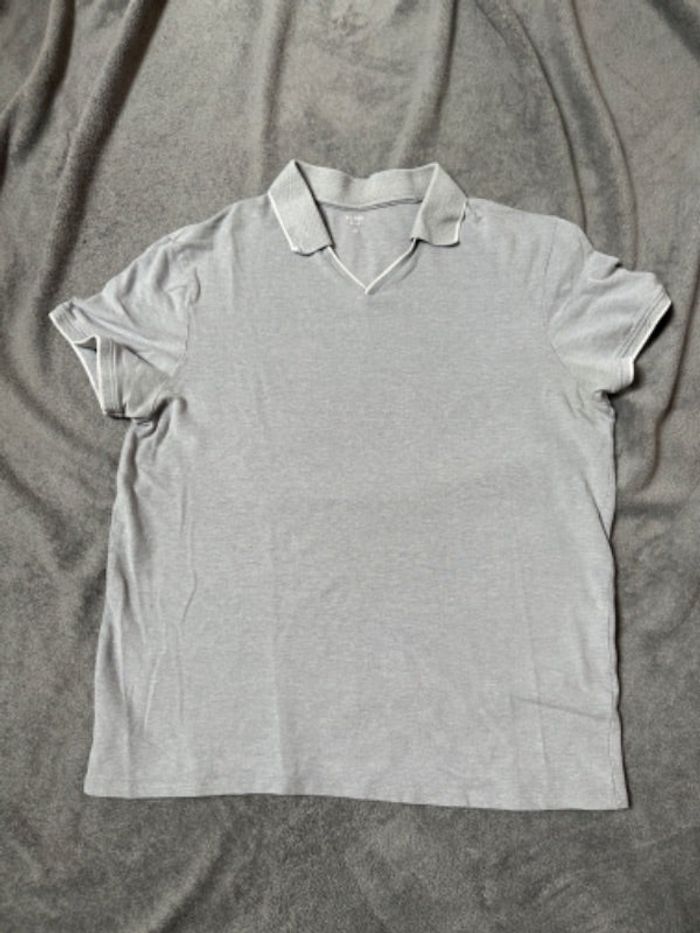 Polo gris
