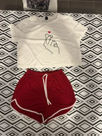 Pyjamas lot