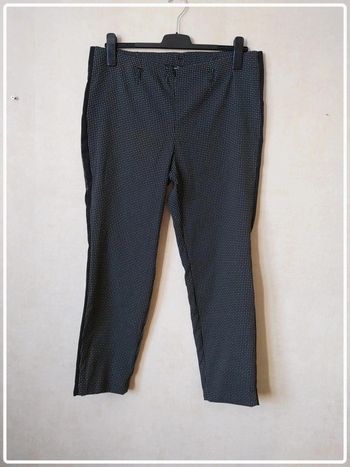 Pantalon noir type legging Taille 50