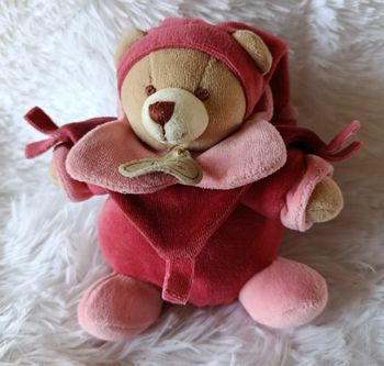 Doudou et compagnie ours arlequin peluche rose et bordeaux 
