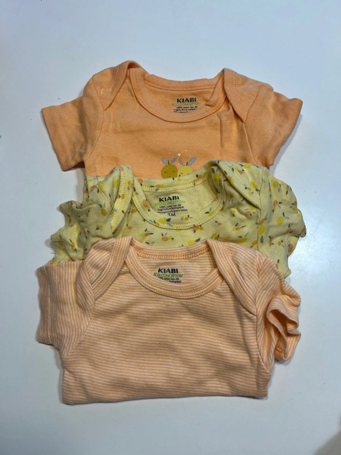 Lot de 3 bodies manches courtes