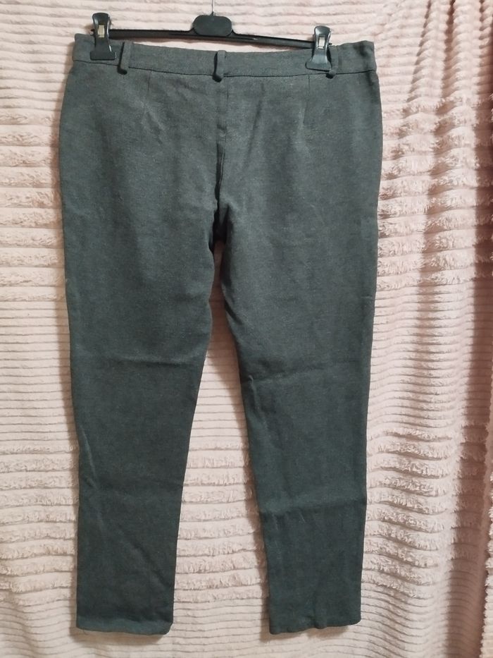 Pantalon gris - photo numéro 3