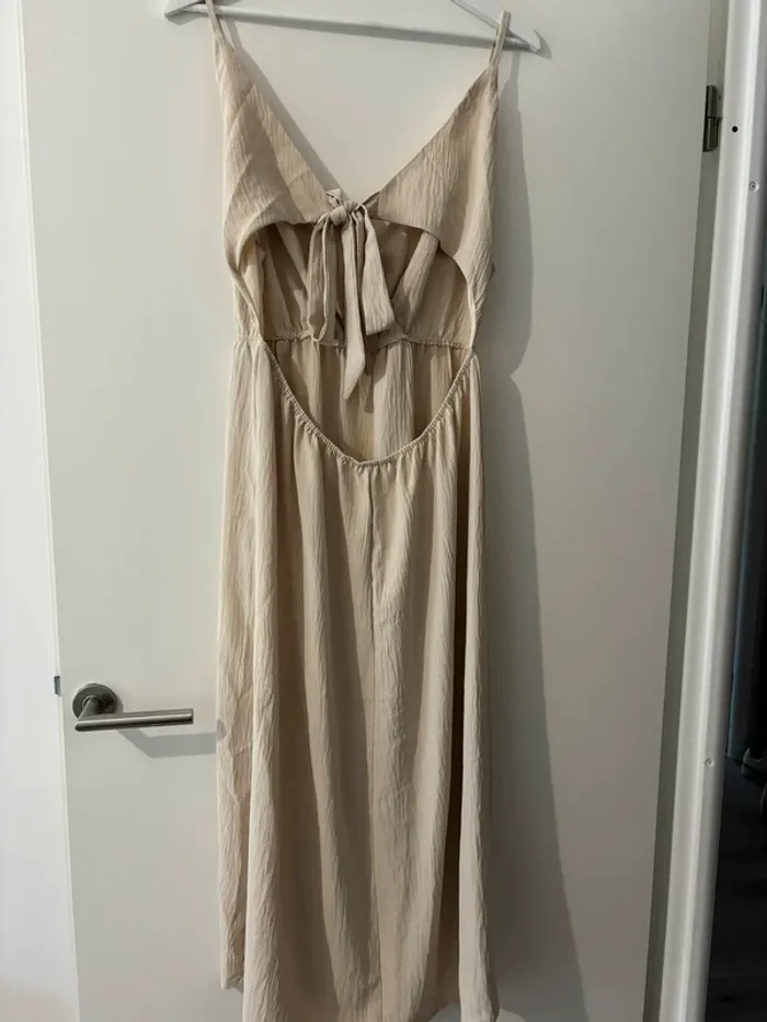 Jolie robe d’été beige femme taille XL - photo numéro 2