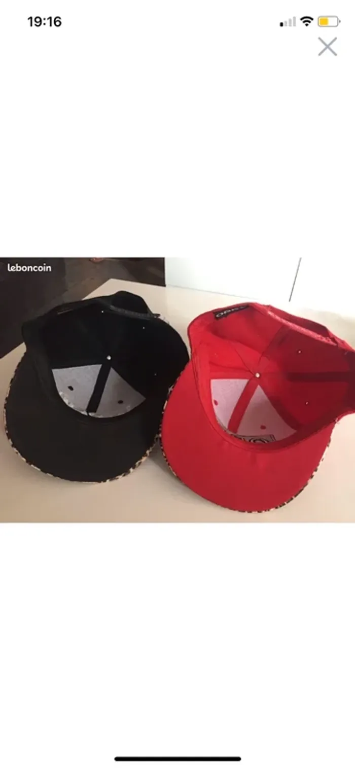Lot de 2 casquettes OBEY - photo numéro 2