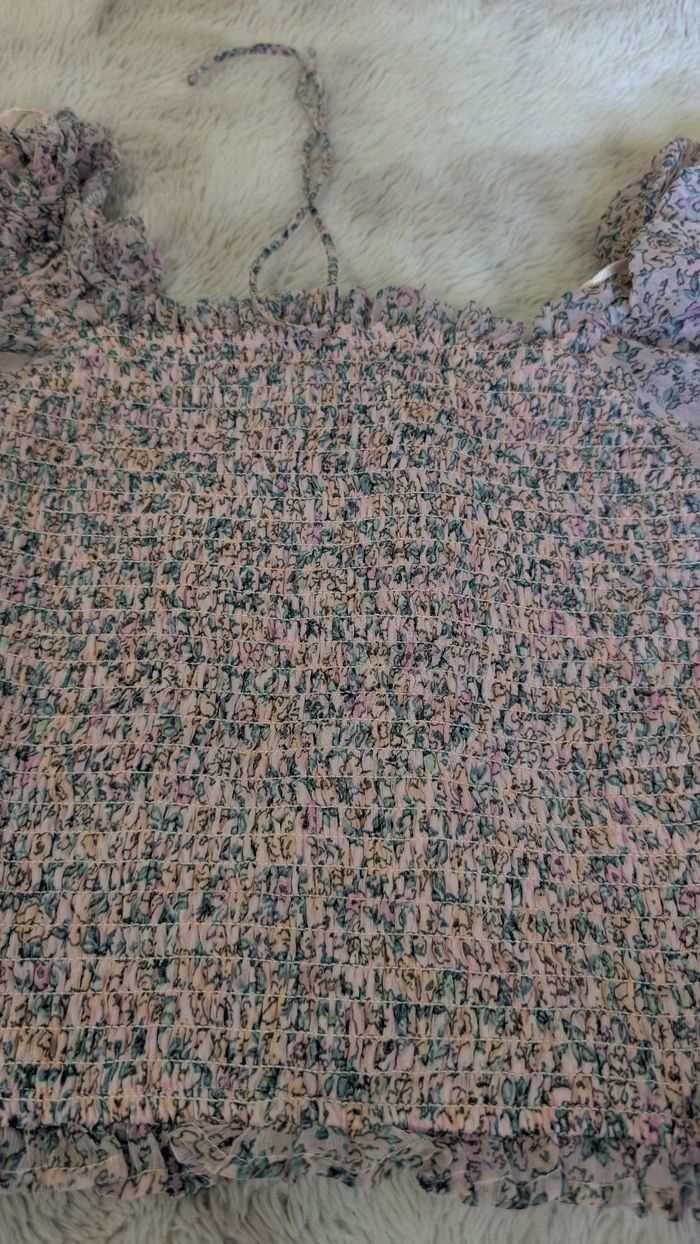 Top C&A taille 34 (XS) - photo numéro 3