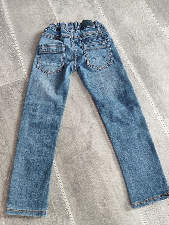 Lot de vêtements en 6 ans - photo numéro 8