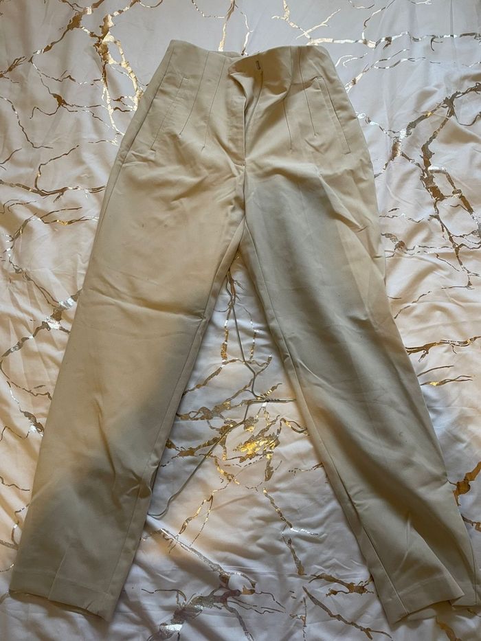 Pantalon Zara coupe droite beige