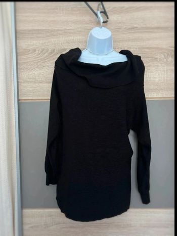 Pull noir