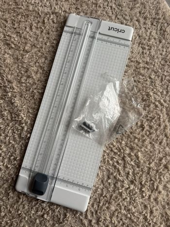 Massicot cricut avec deux lames