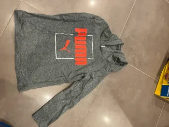Pull puma 6 ans