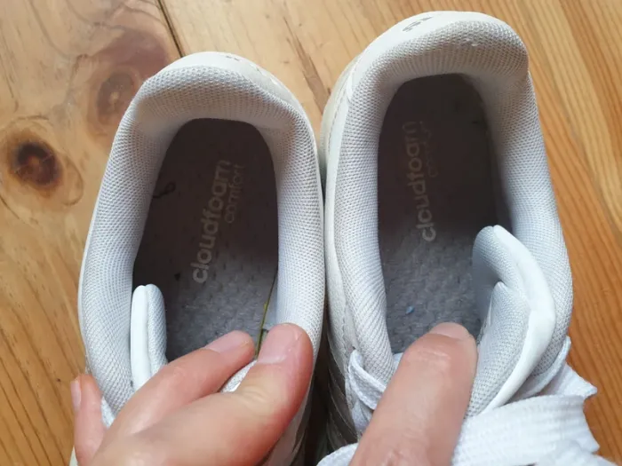 Baskets Adidas femme pointure 38⅔ - photo numéro 2