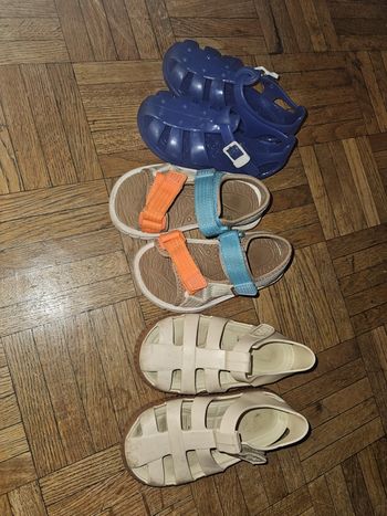 Lot chaussure taille 25