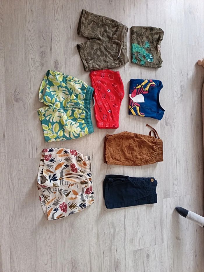 Lot vêtements 3 ans garçon 98 cm tee shirt ensemble short short bain - photo numéro 2