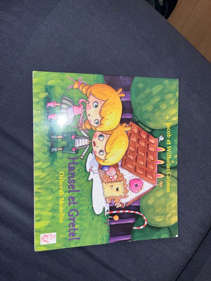 Livre pour enfants hansel et Gretel par Déborah Mocellin