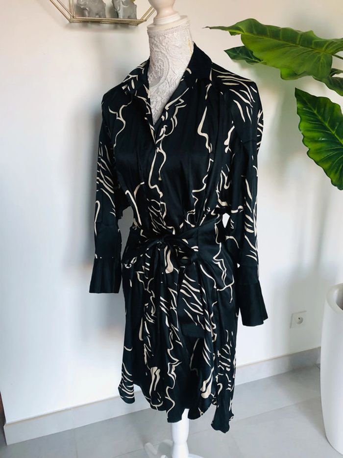 Robe Zara neuve taille S - photo numéro 4