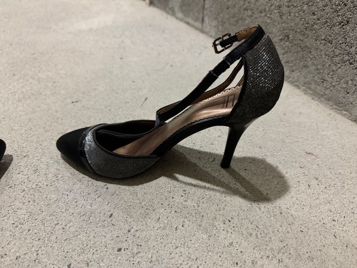 Escarpins avec lanière - photo numéro 5