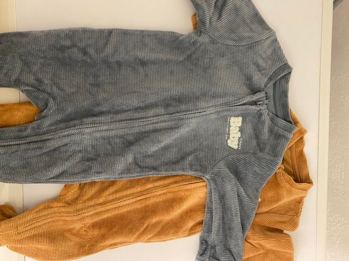Lot pyjamas - photo numéro 4