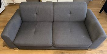 Canapé gris – disponible immédiatement – idéal petit espace