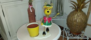 Décoration/ Cache Pot Renne de Noël 🎄  métallique en très bon état