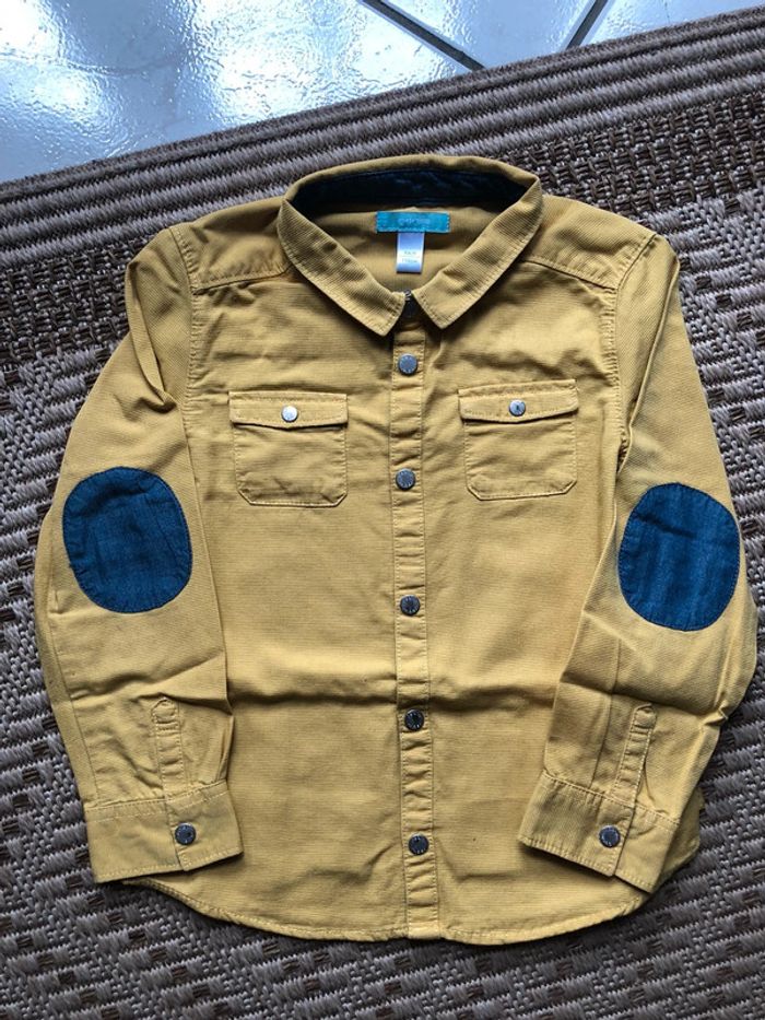 Chemise côtelée taille 5 ans - photo numéro 2