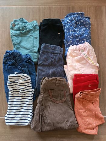 Lot de pantalons taille 6 mois