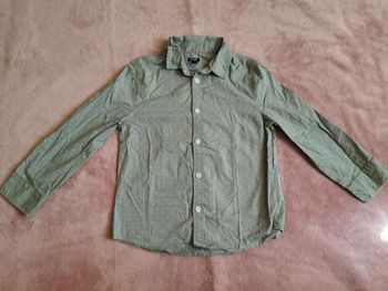 Chemise grise à pois 6A