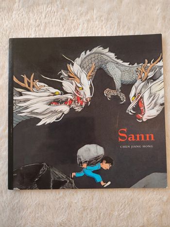 Livre Sann (Grand format relié) de Chen Jiang Hong Neuf