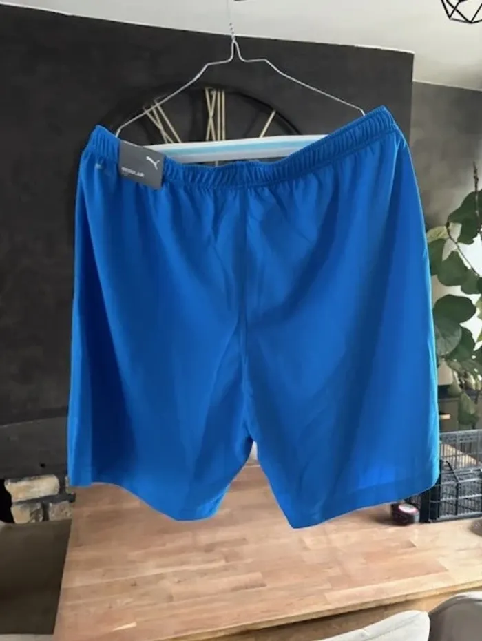 short de football puma bleu taille XL - photo numéro 3