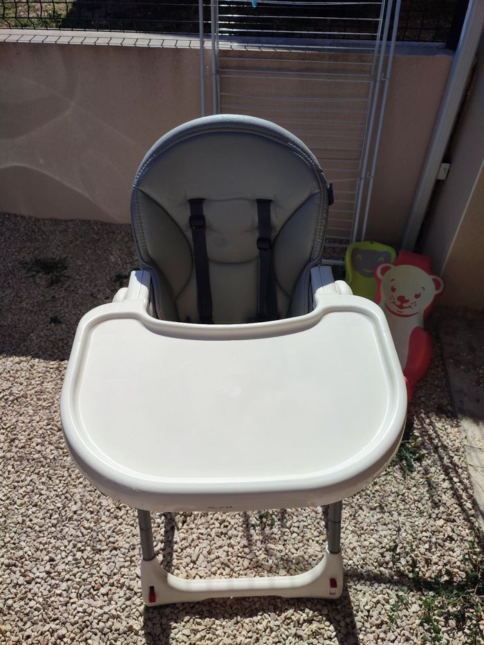 Chaise haute - photo numéro 8