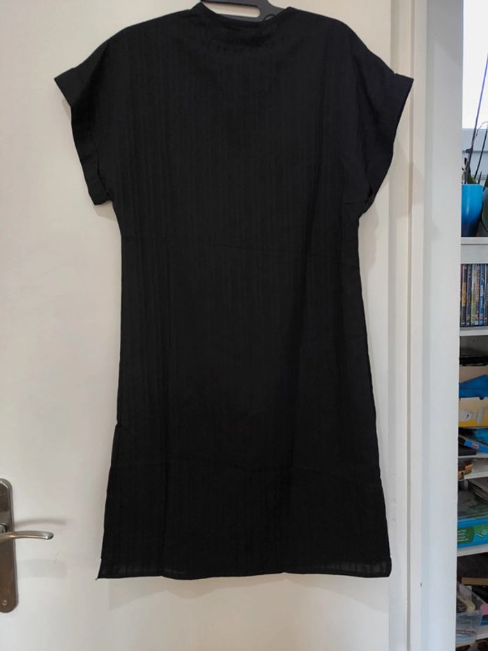 Robe noir taille S (36) neuve Maurie and eve - photo numéro 4